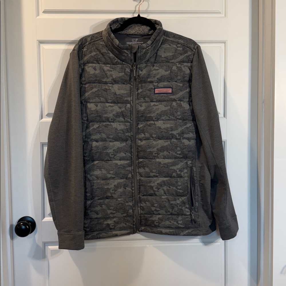 men's L Vineyard Vines camo hybrid full zip lightweight jacket